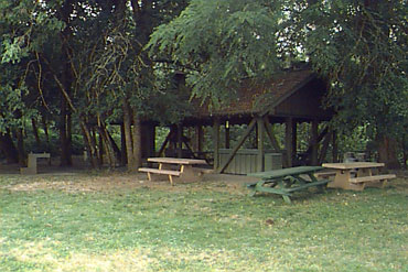 covered area at spong's landing
